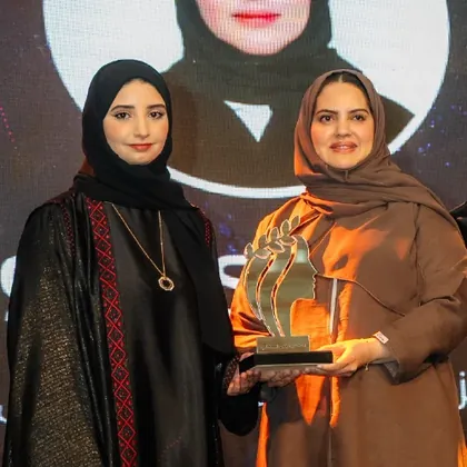 Dr. Mona Al-Loghani